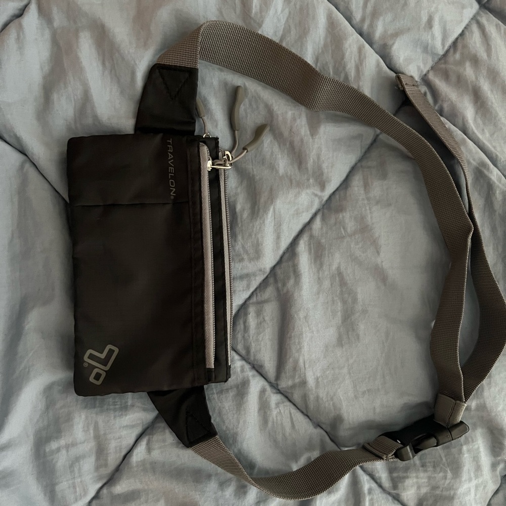 Belt bag. Two compartments